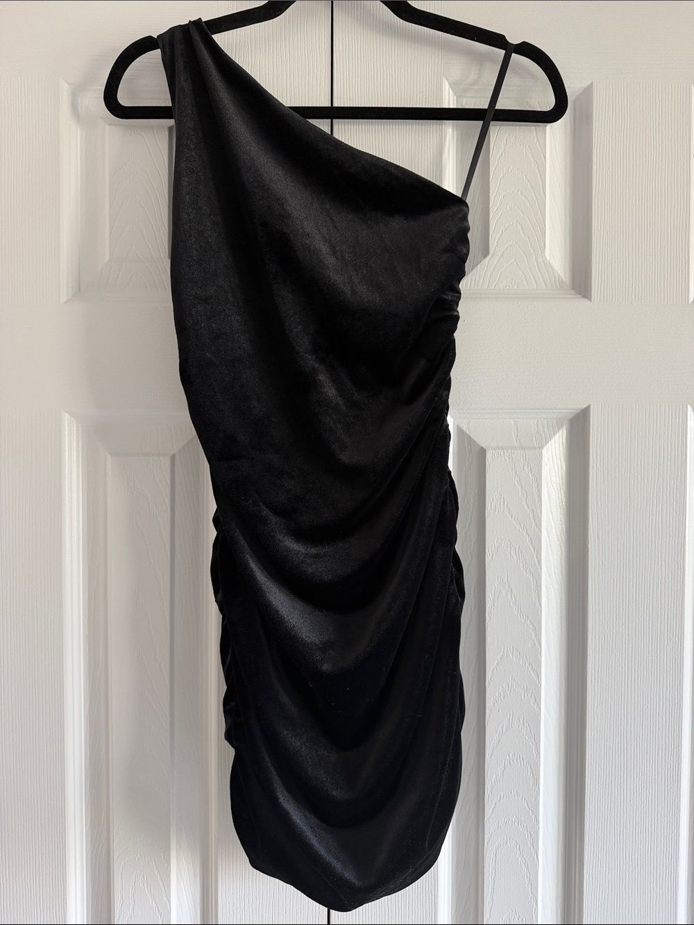 Miss Behave Girls Black One Shoulder Dress Size 14 NWT Velvet Asymmetric Party